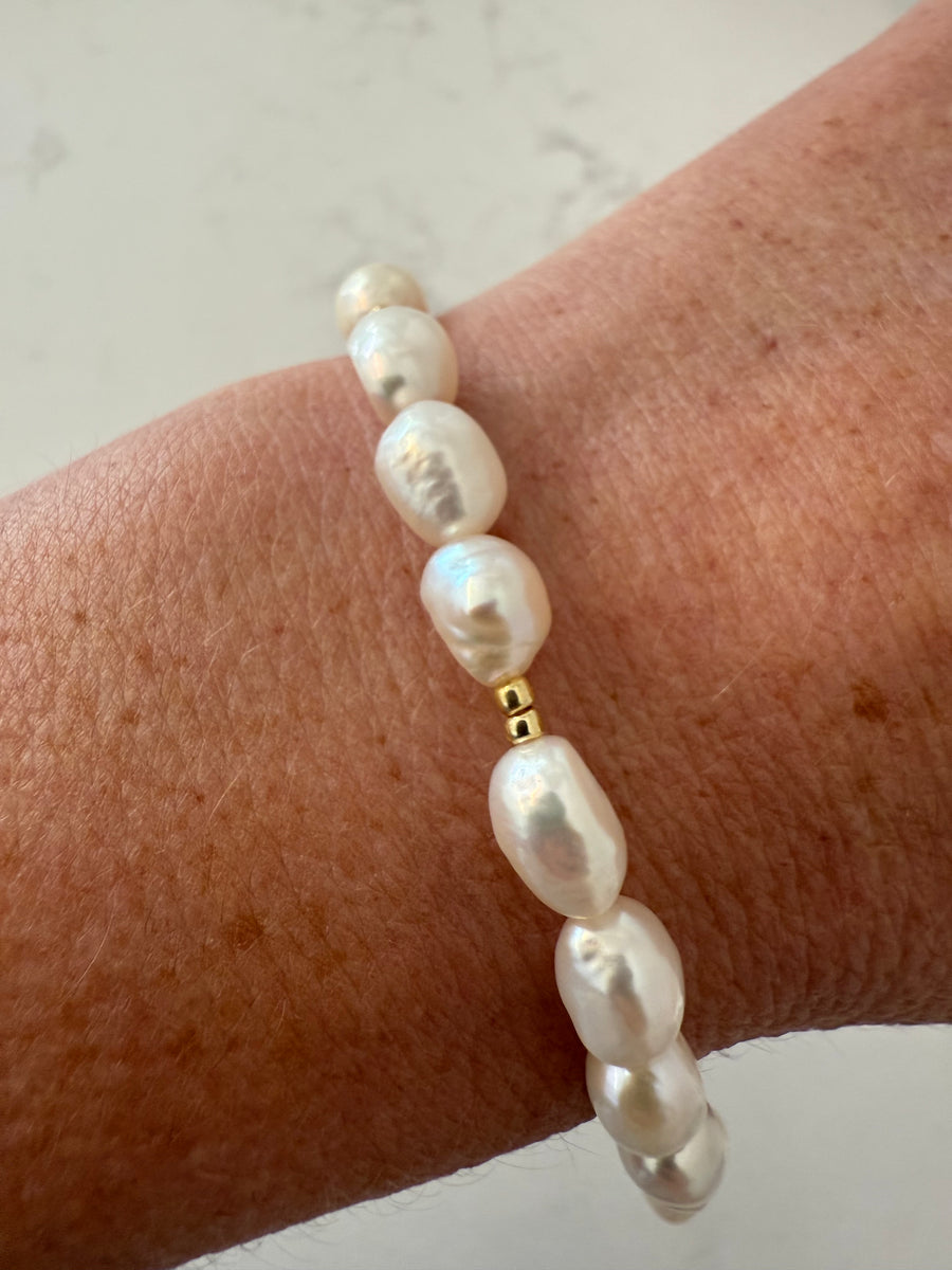 Pearl & Gold Bracelet
